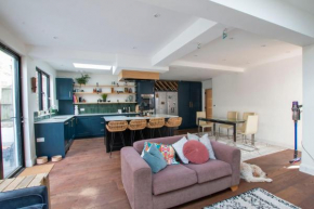 Entire home! Newly-renovated, 4 bedrooms, Tooting